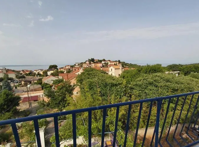 아파트 Malvina 말리로시니